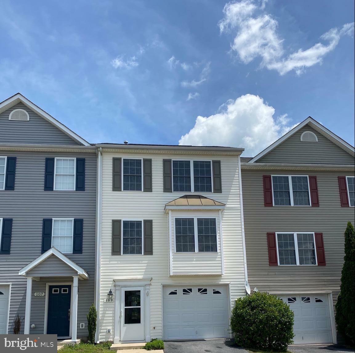 Property Photo: 109 Lighthouse Lane VA 22602