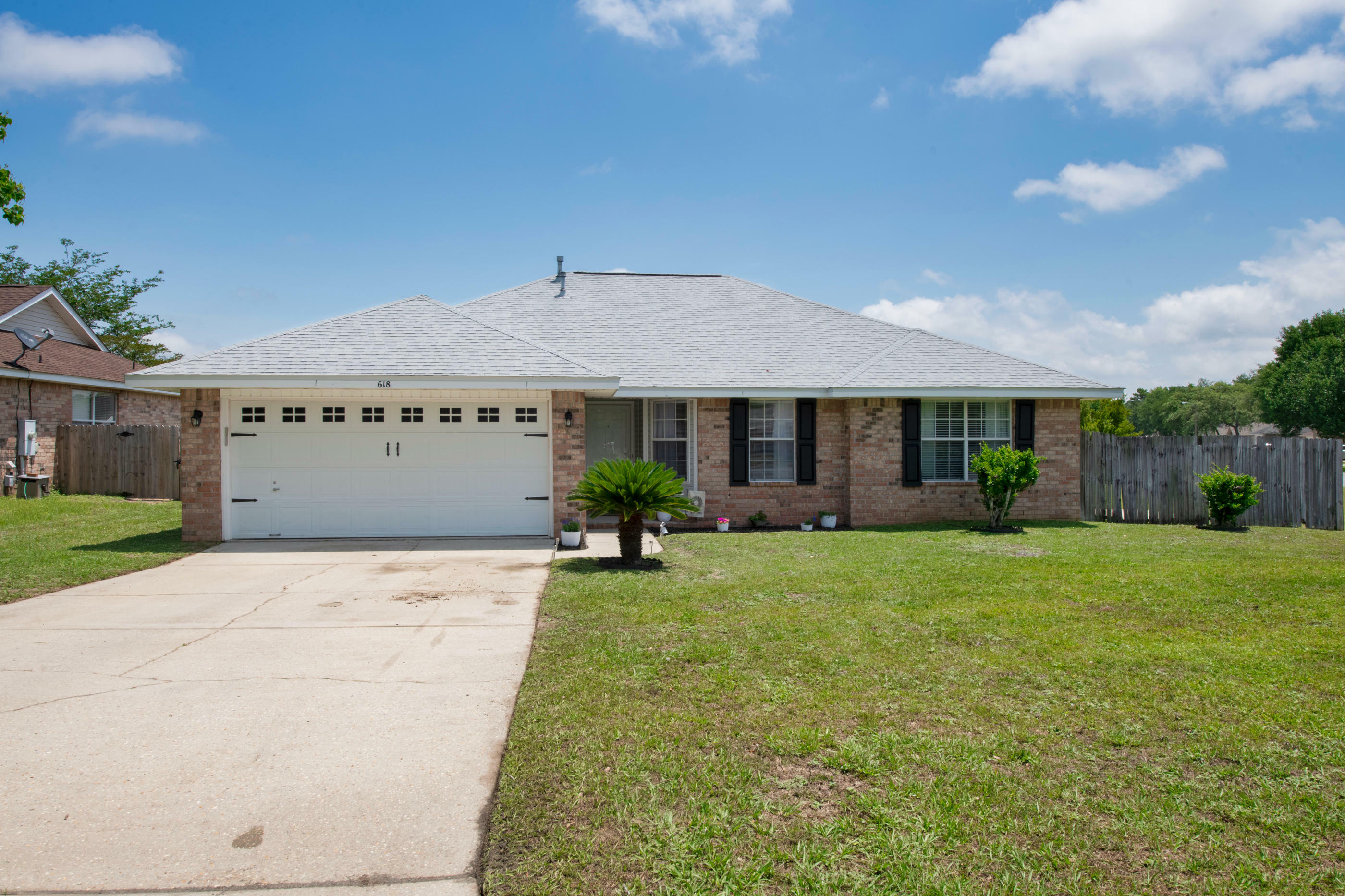 Property Photo:  618 Risen Star Drive  FL 32539 