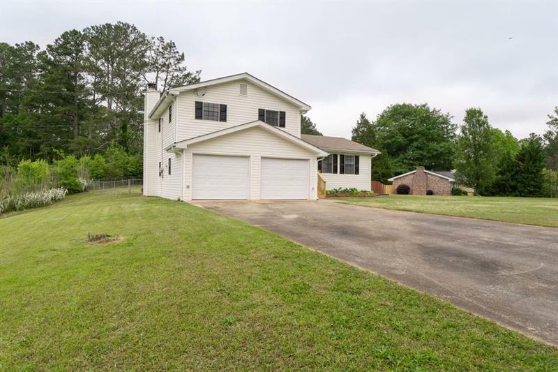 Property Photo: 1024 Washington Avenue GA 30188