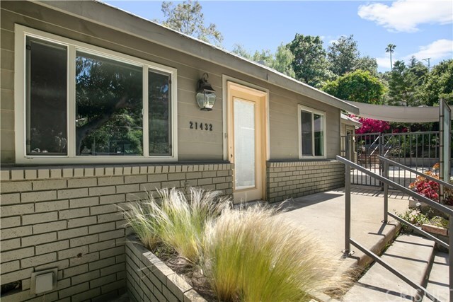 Property Photo: 21432 Rios Street CA 91364