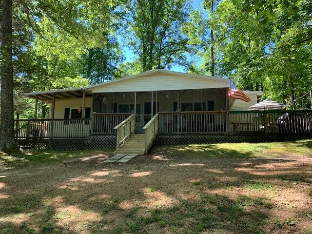 Property Photo: 119 Tracy Rd TN 38462