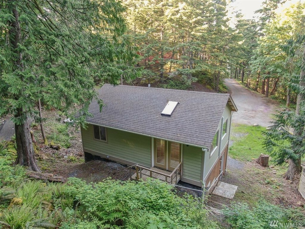 Property Photo: 2907 Rosewood Terr WA 98262