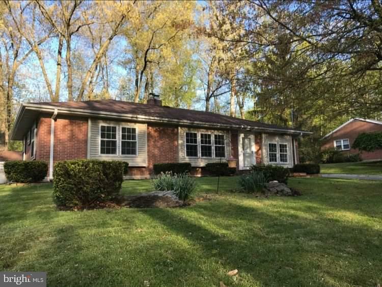 Property Photo:  1883 Sand Hill Road  PA 17033 