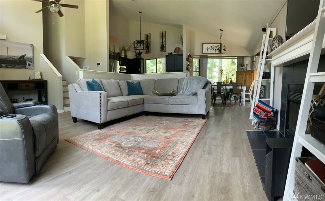 Property Photo: 26511 197th Place SE WA 98042