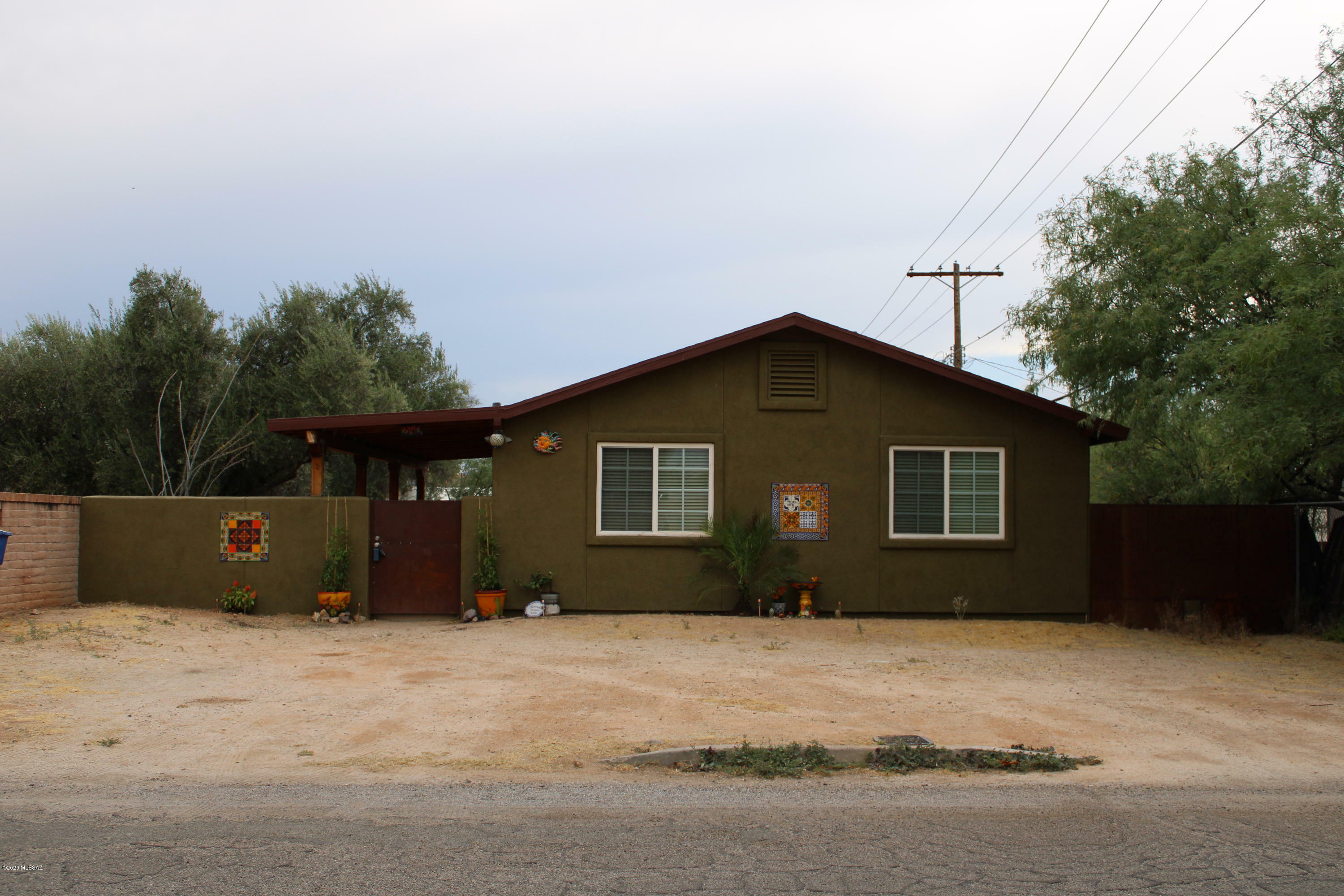 Property Photo:  240 S Warren  AZ 85719 