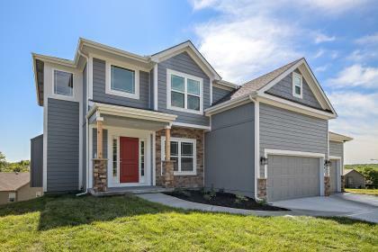 Property Photo: 437 Lilly Lane MO 64068