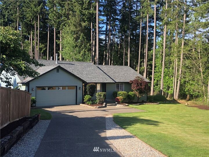 Property Photo:  7609  37th Ct  SE  WA 98503 