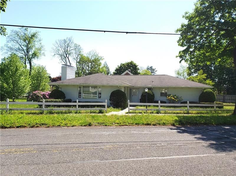 Property Photo: 424 Orchard PA 15905