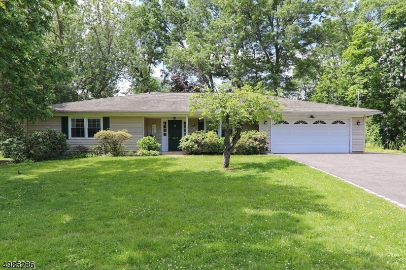 Property Photo:  41 Lawrence Dr  NJ 07922 