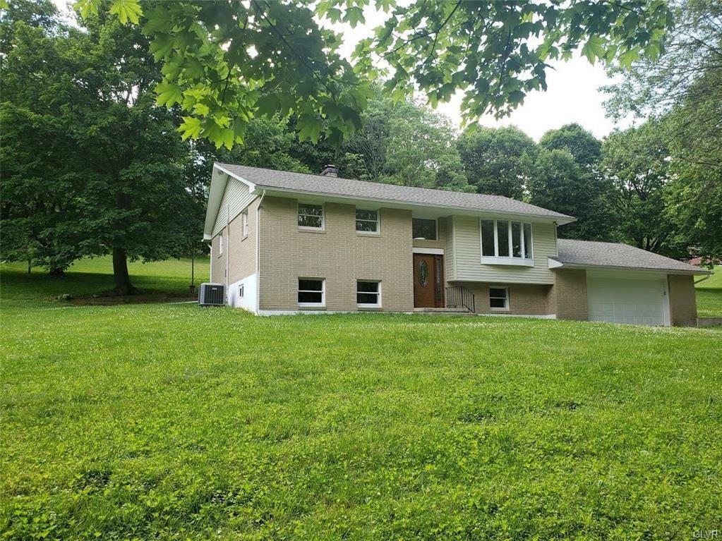 Property Photo:  483 Blue Mountain Drive  PA 18088 