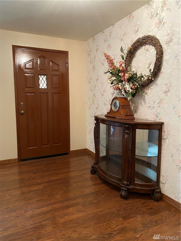 Property Photo: 6428 Miner Dr SW WA 98512