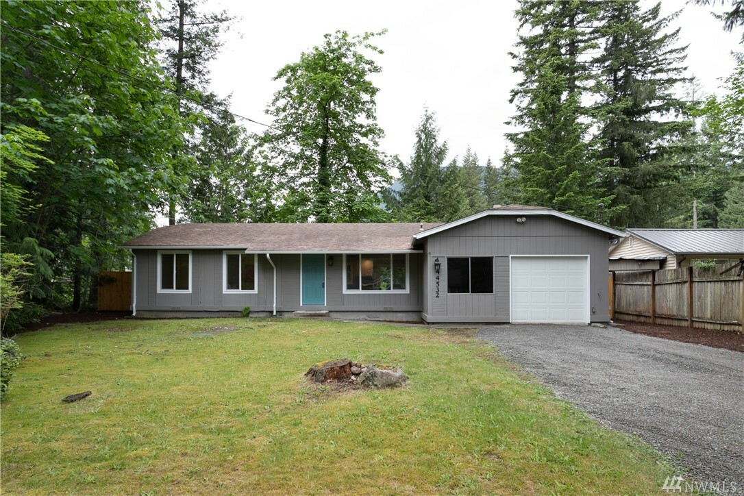 Property Photo:  44532 SE 146th St  WA 98045 