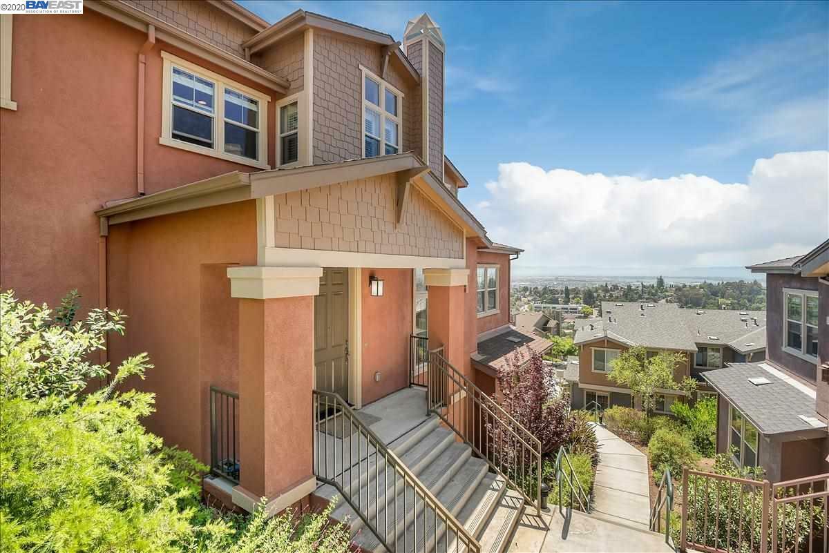 Property Photo:  6501 Bayview Dr  CA 94605 