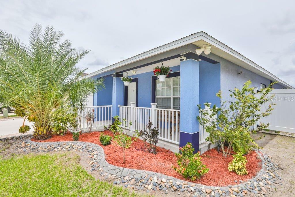 Property Photo:  15417 Winter Breeze Lane  FL 33598 