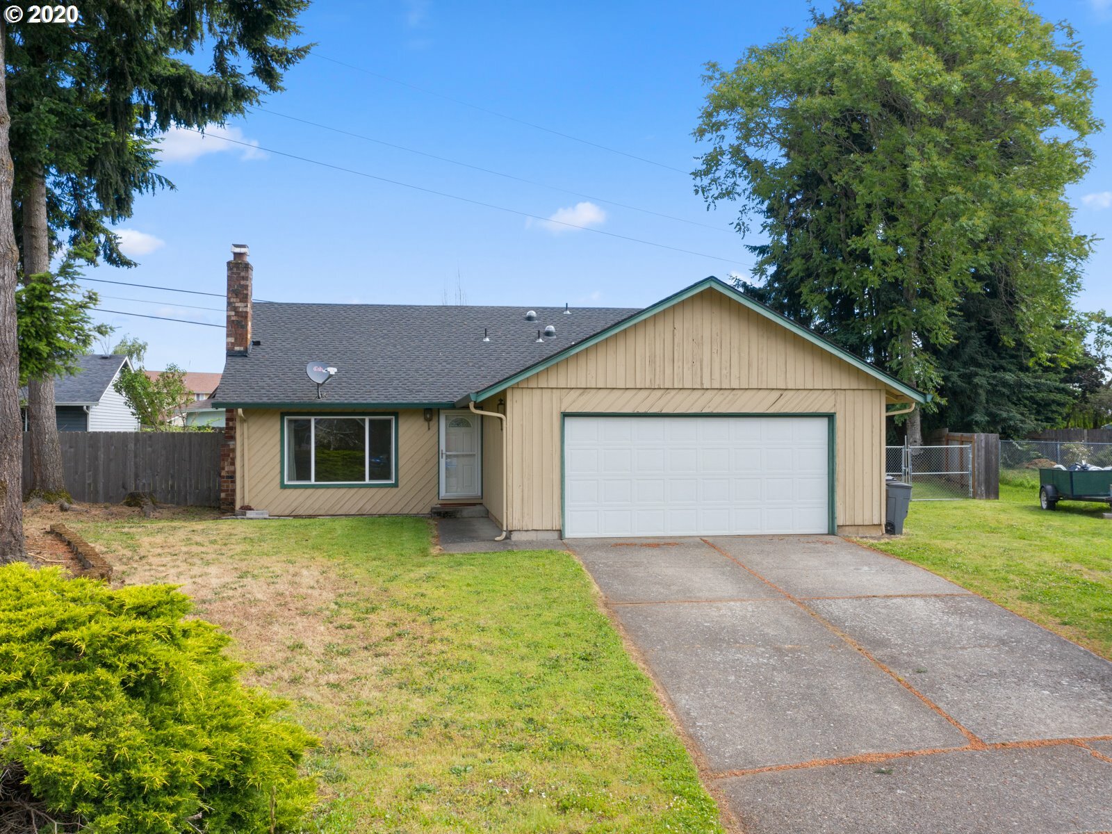 Property Photo:  1001 SE 144th Ct  WA 98683 