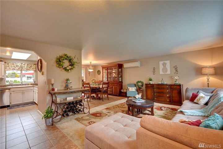 Property Photo: 1723 93rd Drive SE WA 98258