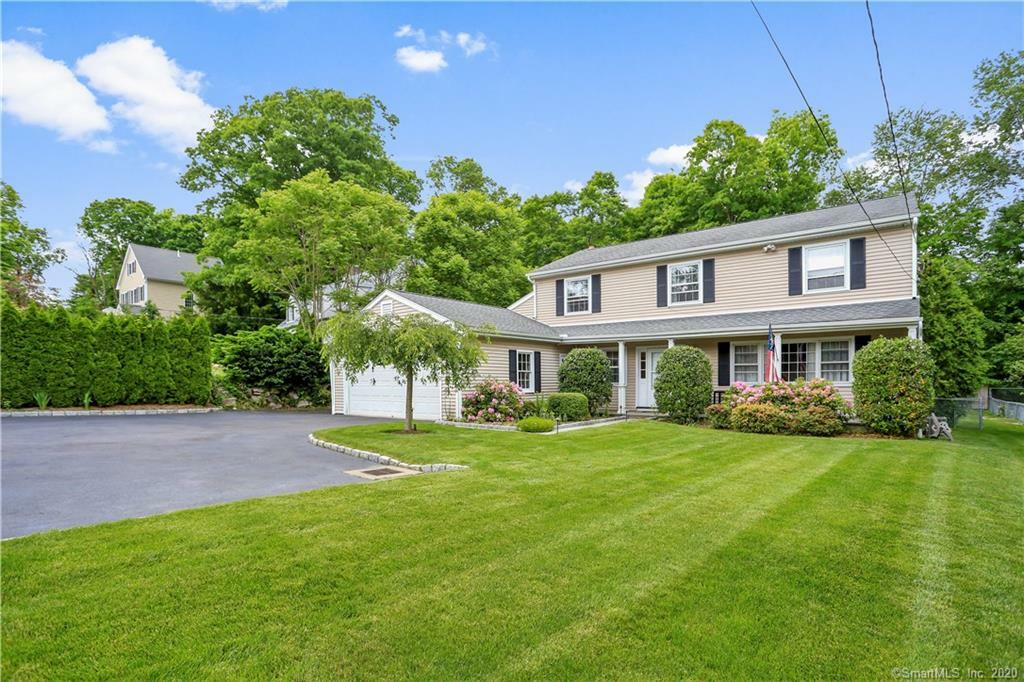 Property Photo:  38 Woodway Road  CT 06907 