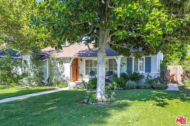 Property Photo:  4534 Nagle Ave  CA 91423 
