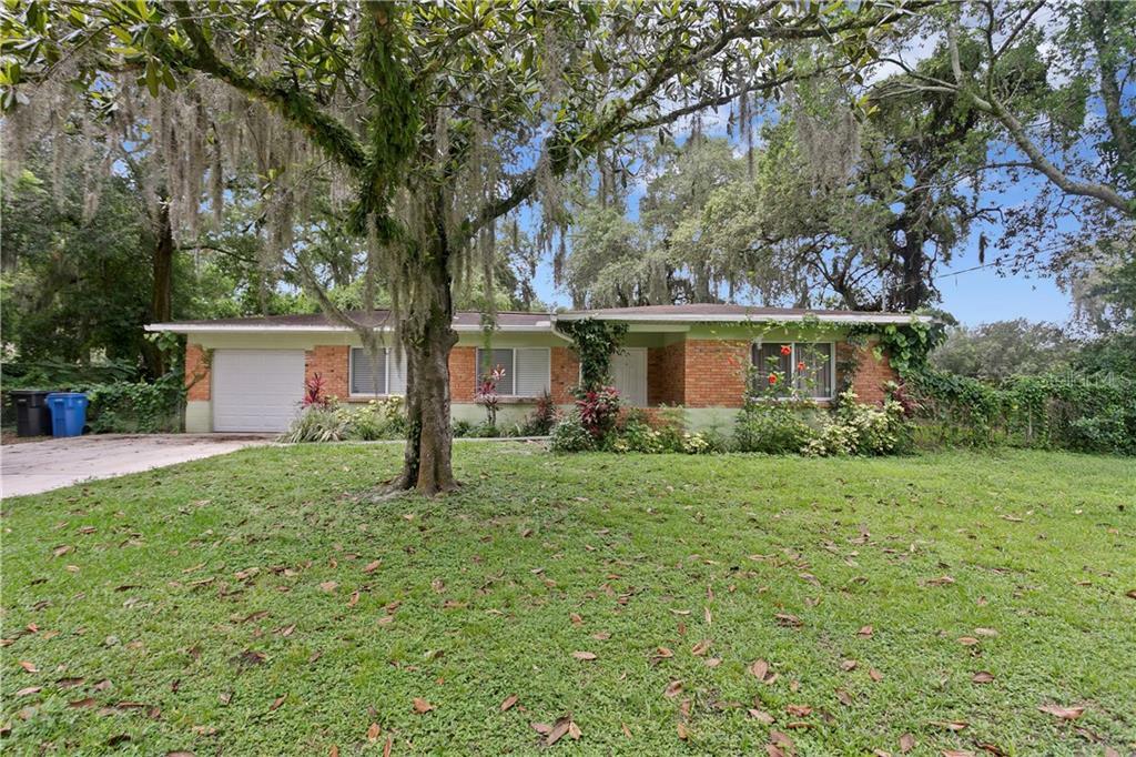 Property Photo:  107 E Morgan Street  FL 33510 