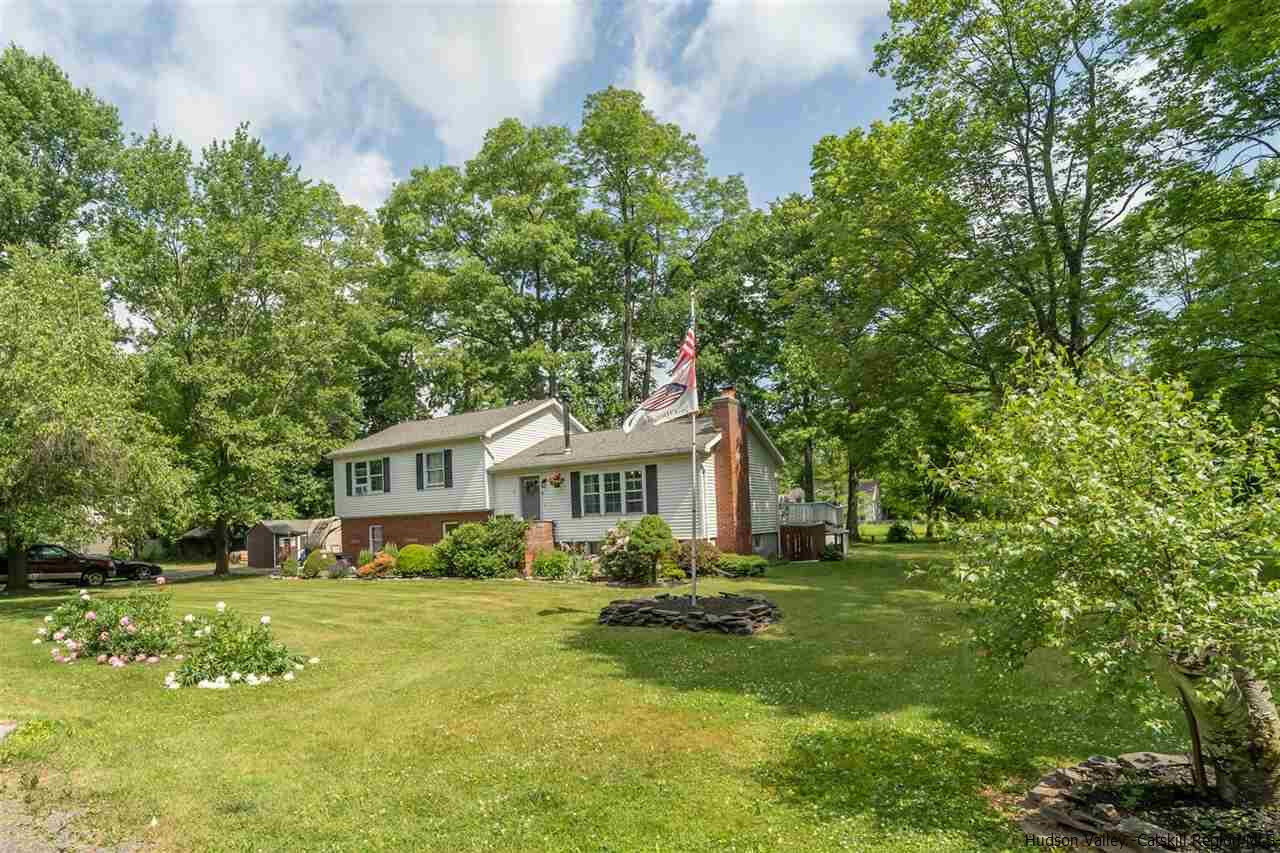 Property Photo:  25 Riozzi  NY 12477 