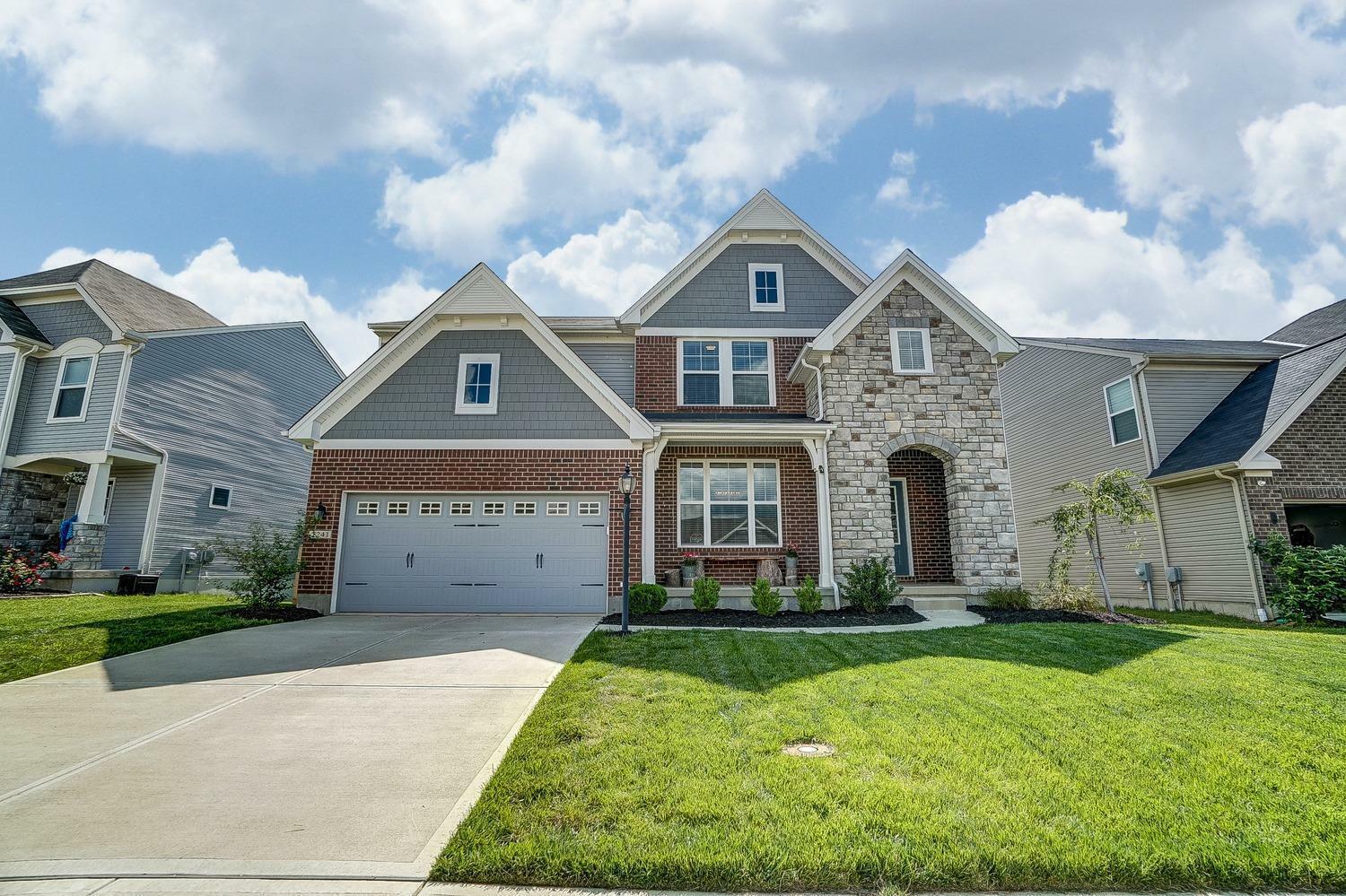 Property Photo: 7241 Redridge Dr OH 45002