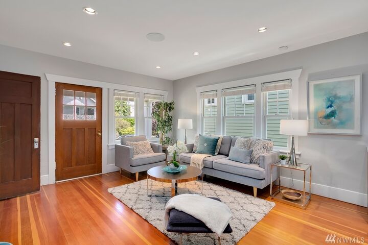 Property Photo:  767 N 75th Street  WA 98103 