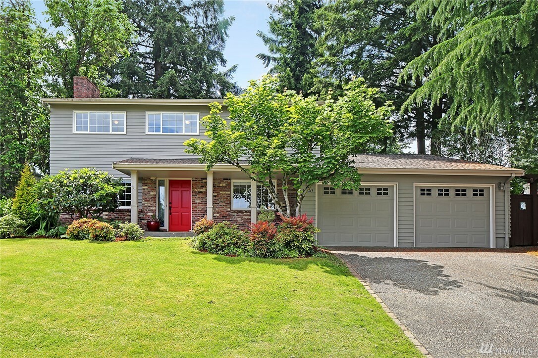 Property Photo: 12603 SE 49th St WA 98006