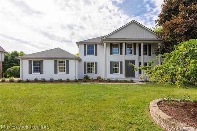 5228 Provincial Drive  Bloomfield Twp MI 48302 photo