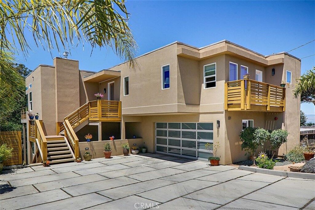 Property Photo:  371 Piney Way  CA 93442 
