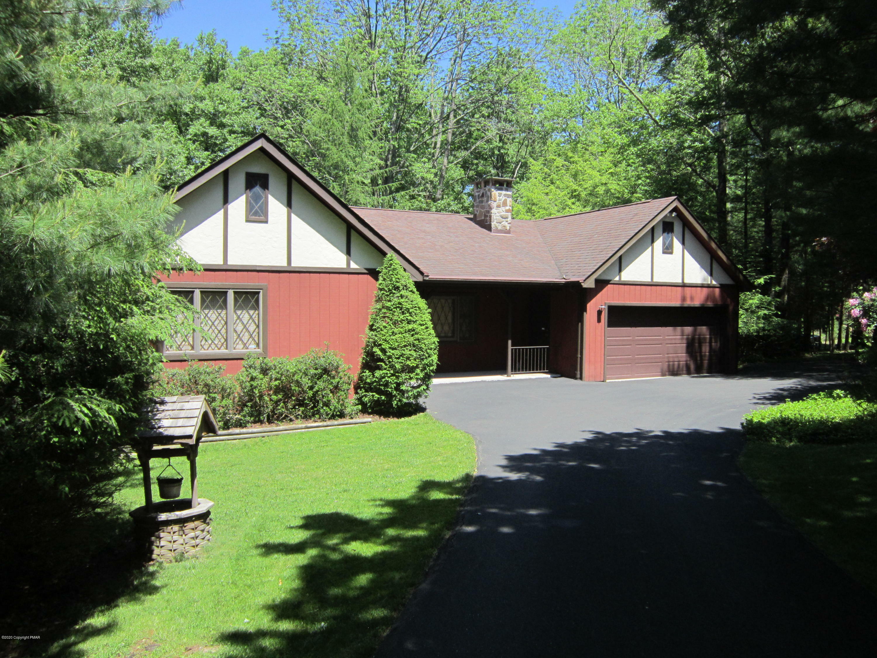 Property Photo:  7310 Moss Drive  PA 18370 