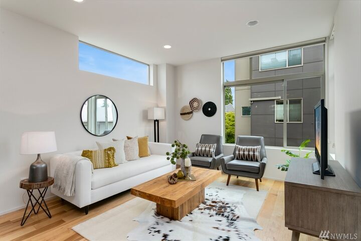 Property Photo:  8837  Interlake Avenue N A  WA 98103 