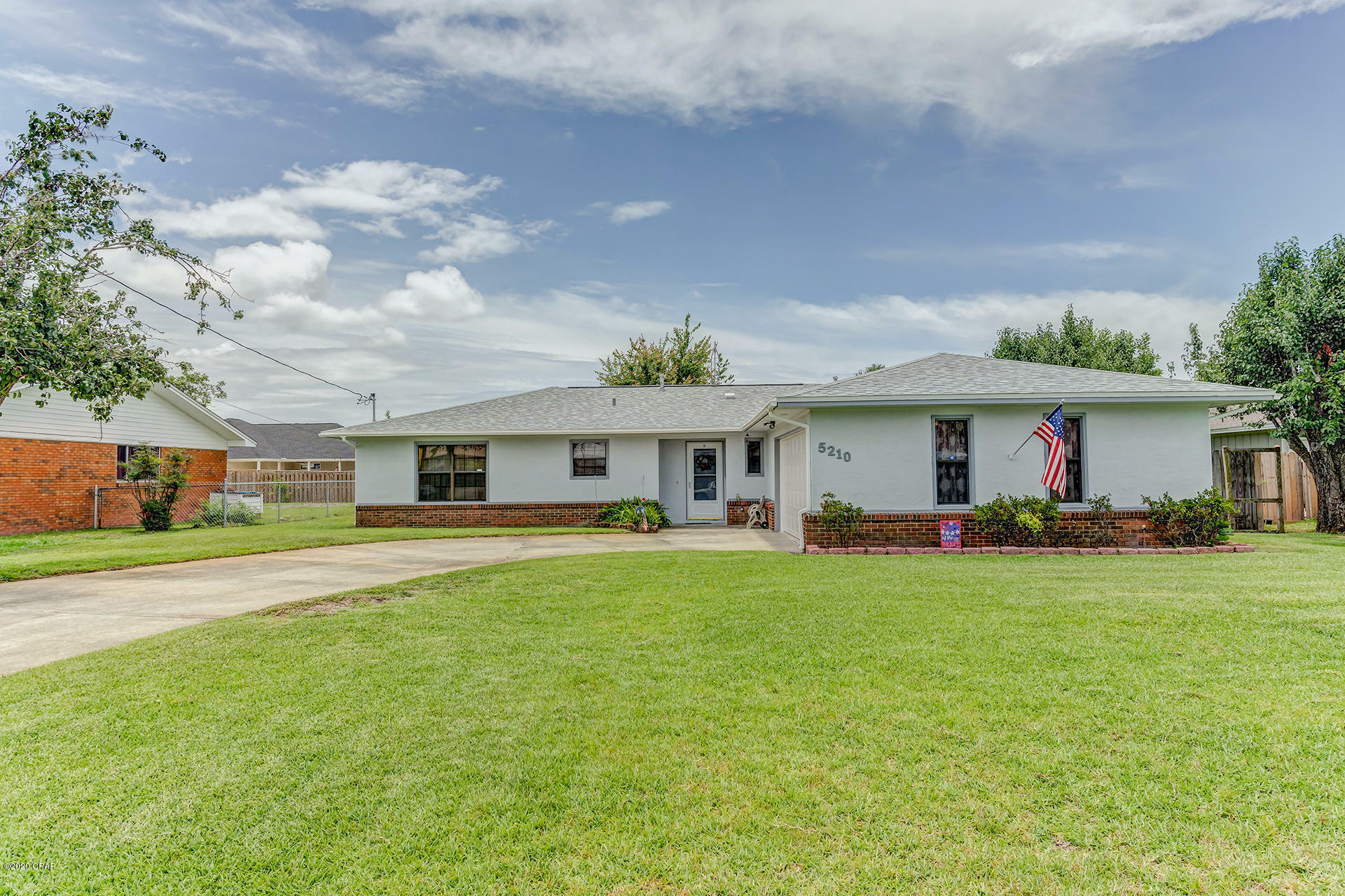 Property Photo: 5210 N Lakewood Drive FL 32404