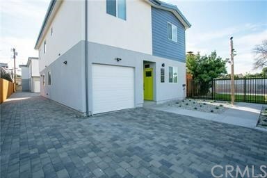 Property Photo:  616 W 85th Street 1/2  CA 90044 