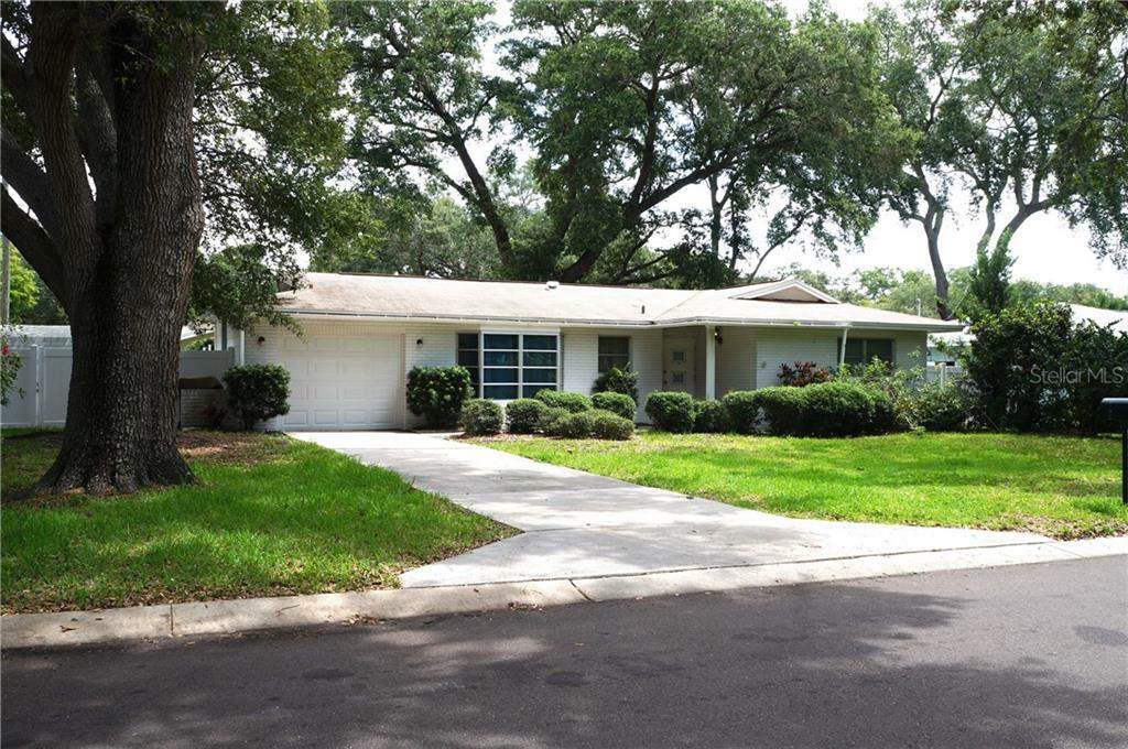 Property Photo:  9995 56th Avenue N  FL 33708 