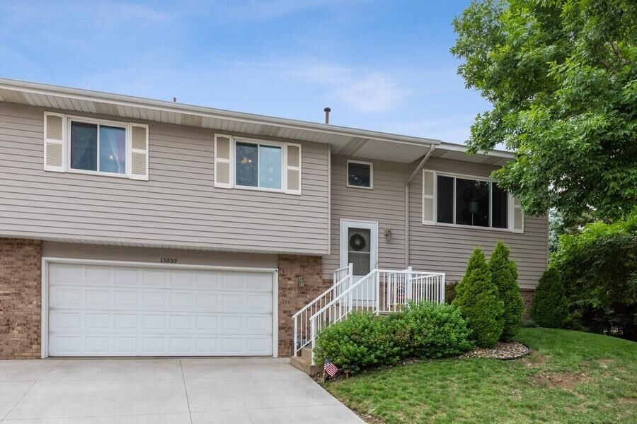 Property Photo:  15859 Gooseberry Way  MN 55124 