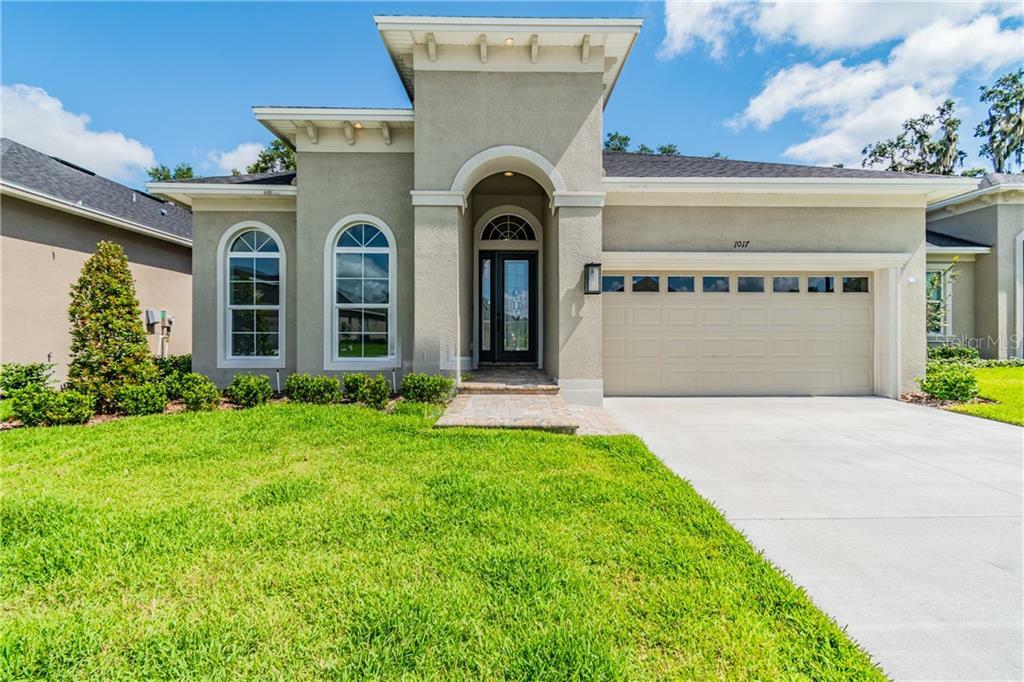 Property Photo:  1017 Stoney Creek Drive  FL 33811 