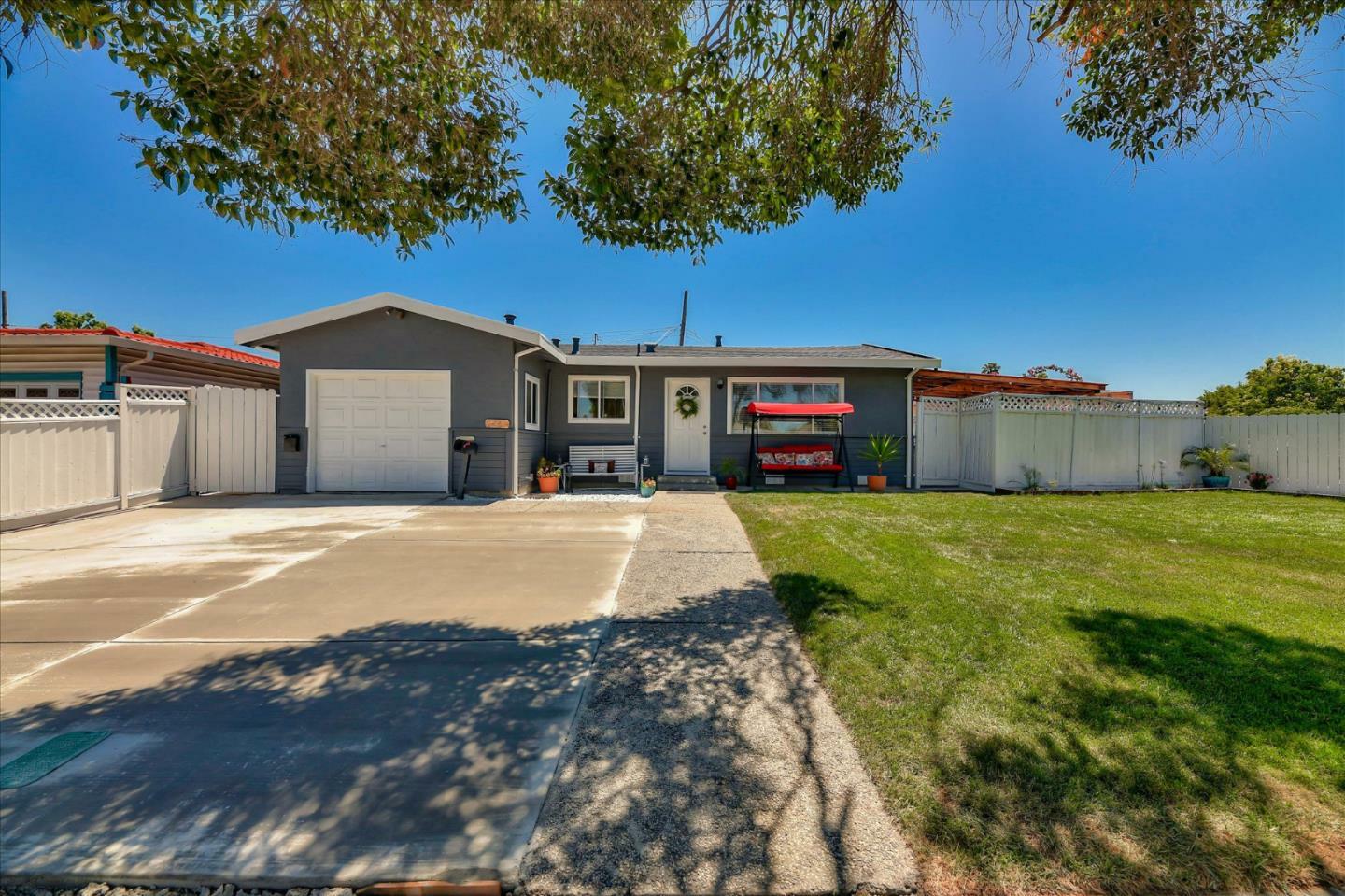 Property Photo:  2605 Painted Rock Drive  CA 95051 