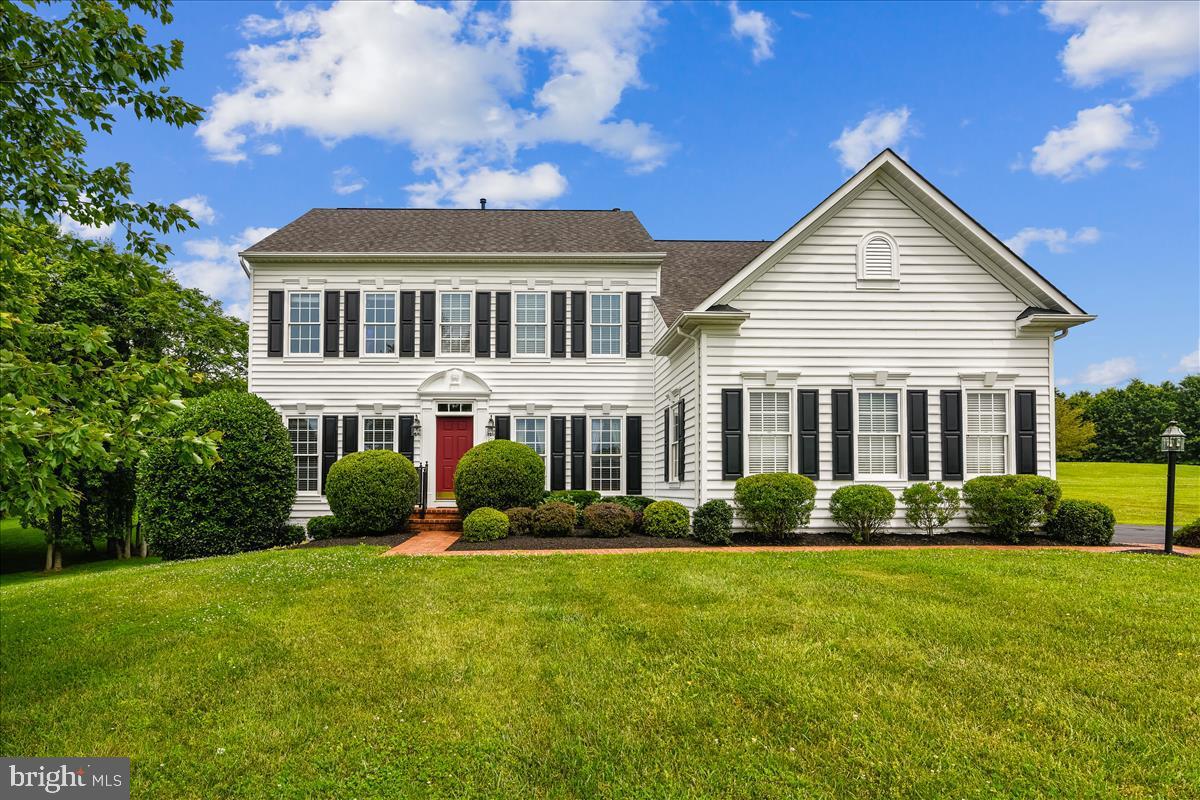 Property Photo: 20209 Creekspring Court VA 20132