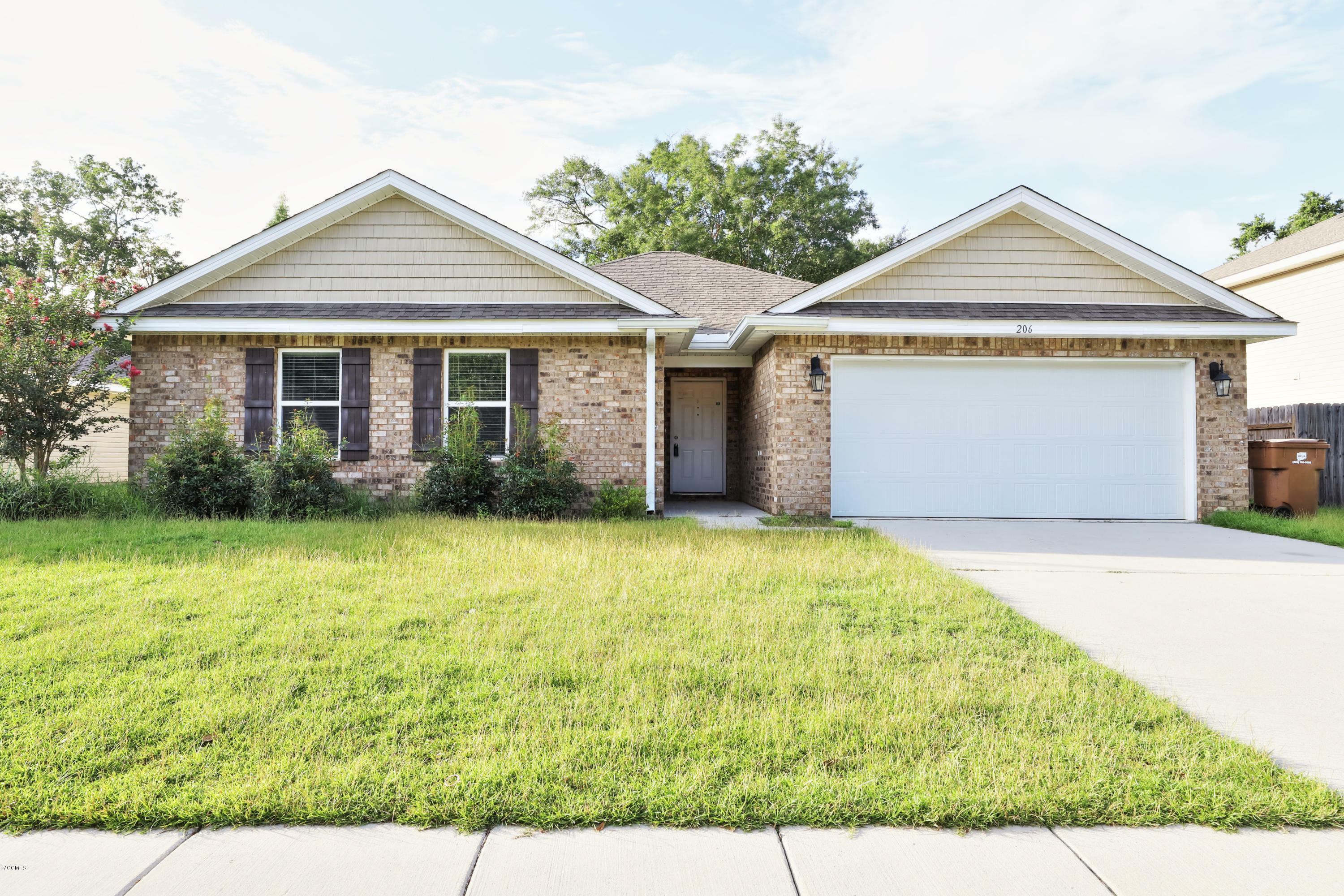 Property Photo: 206 Lantana Boulevard MS 39560