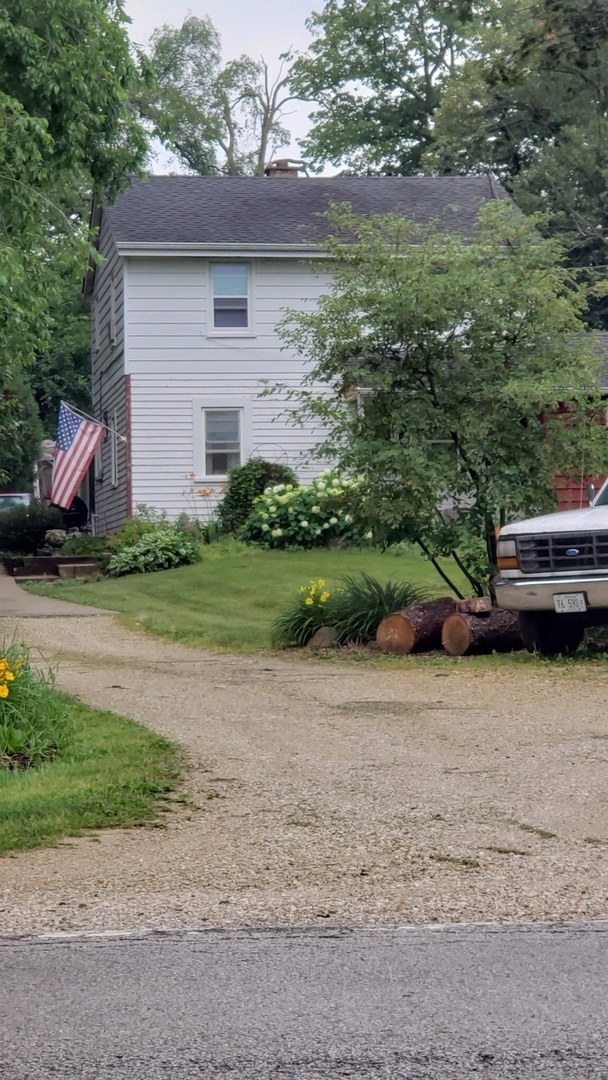 Property Photo: 1N465 Swift Road IL 60148