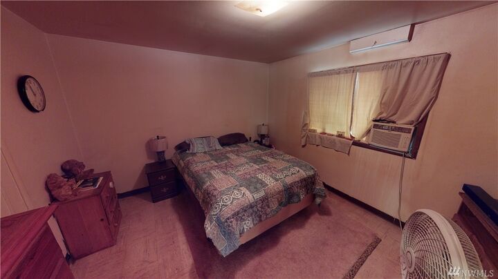 Property Photo:  1216 1218  Pershing Road  WA 98837 