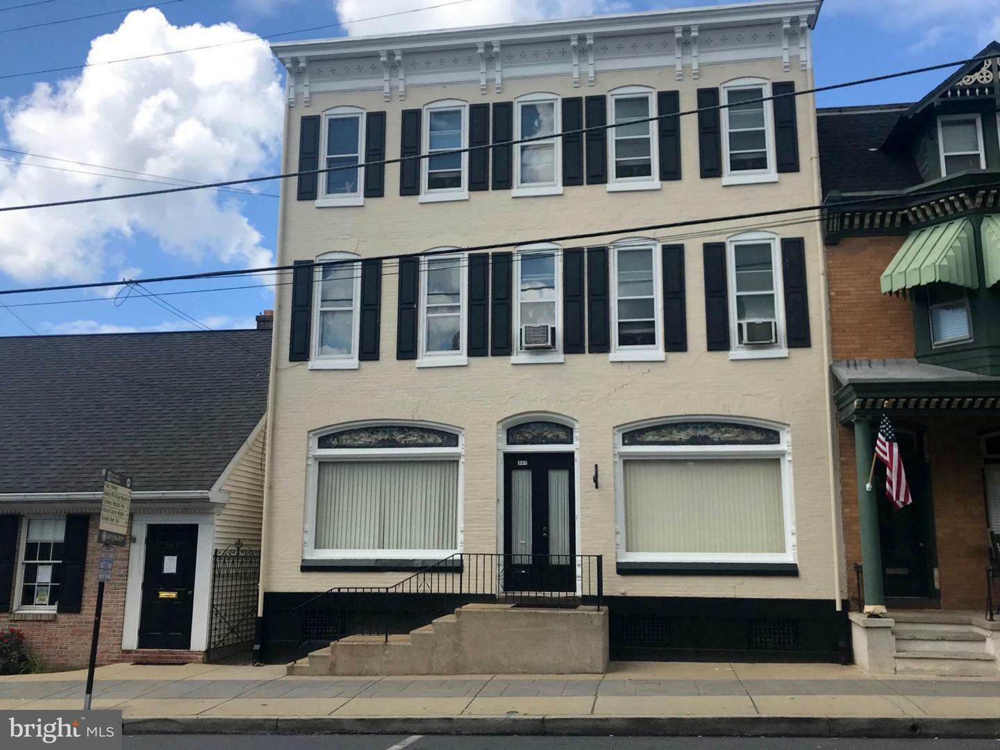Property Photo: 305-307 State Street PA 19526
