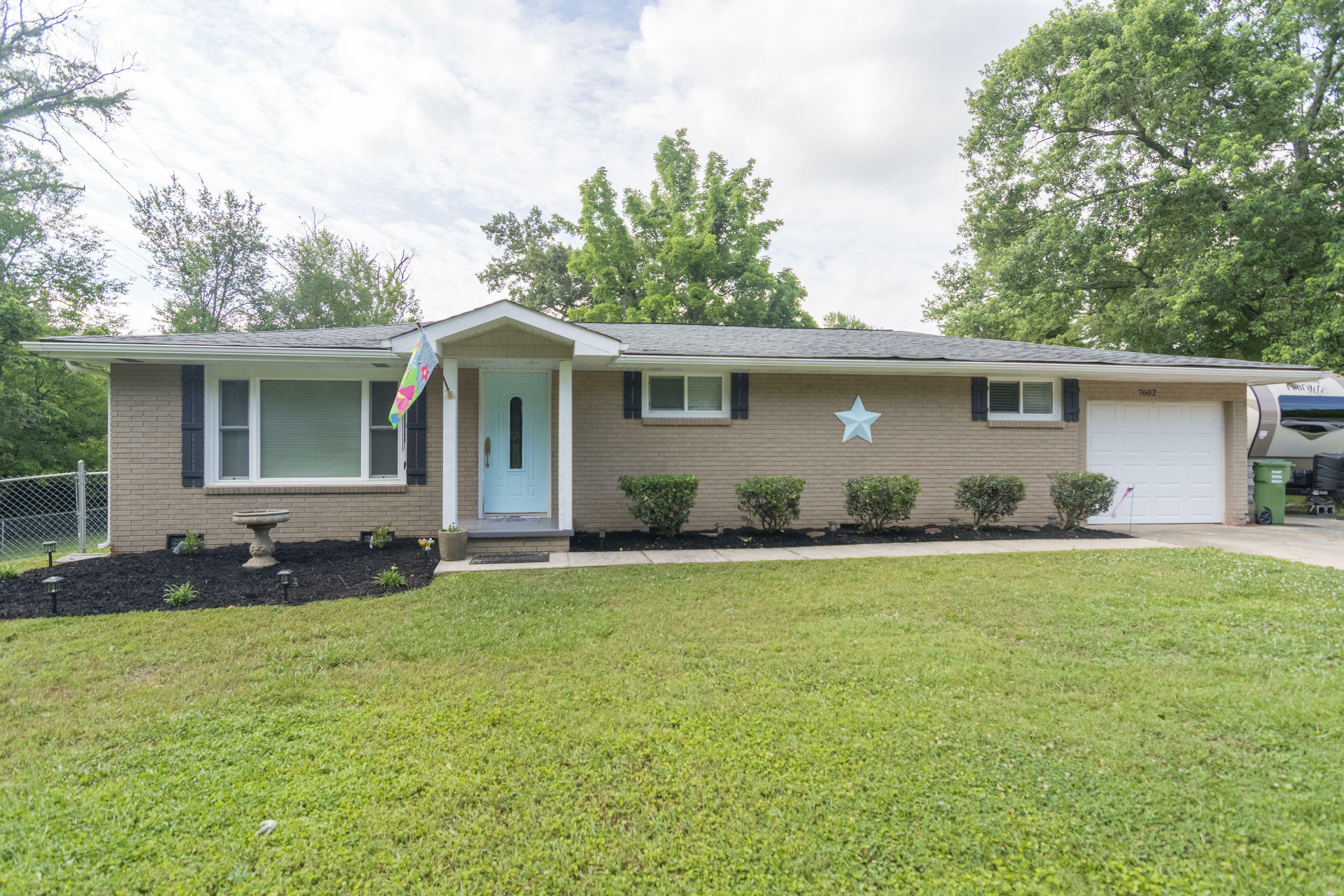 Property Photo:  7602 Millertown Pike  TN 37924 