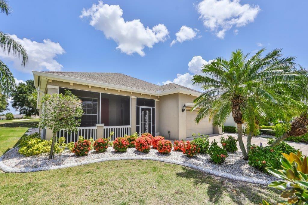 Property Photo:  1015 Emerald Dunes Drive  FL 33573 