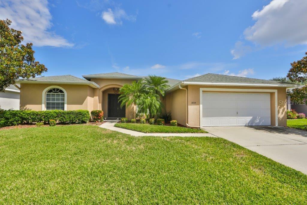 Property Photo:  3804 Milflores Drive  FL 33573 