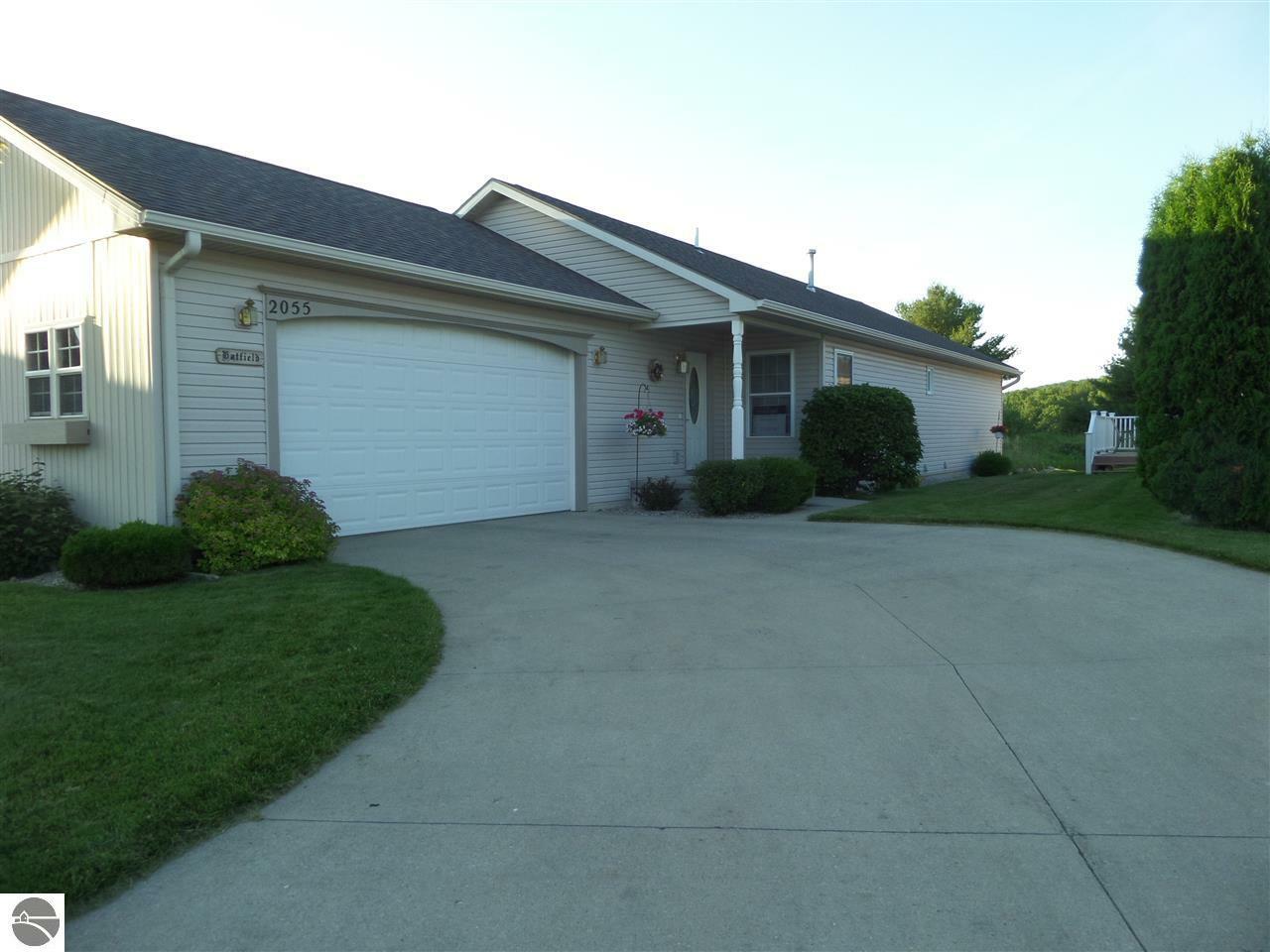 Property Photo:  2055 Seaview Drive  MI 49686 