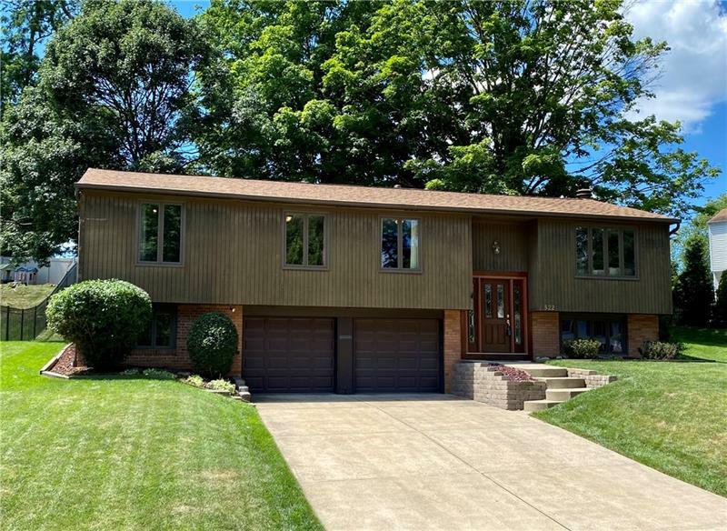 Property Photo:  522 Fruitwood Dr.  PA 15102 