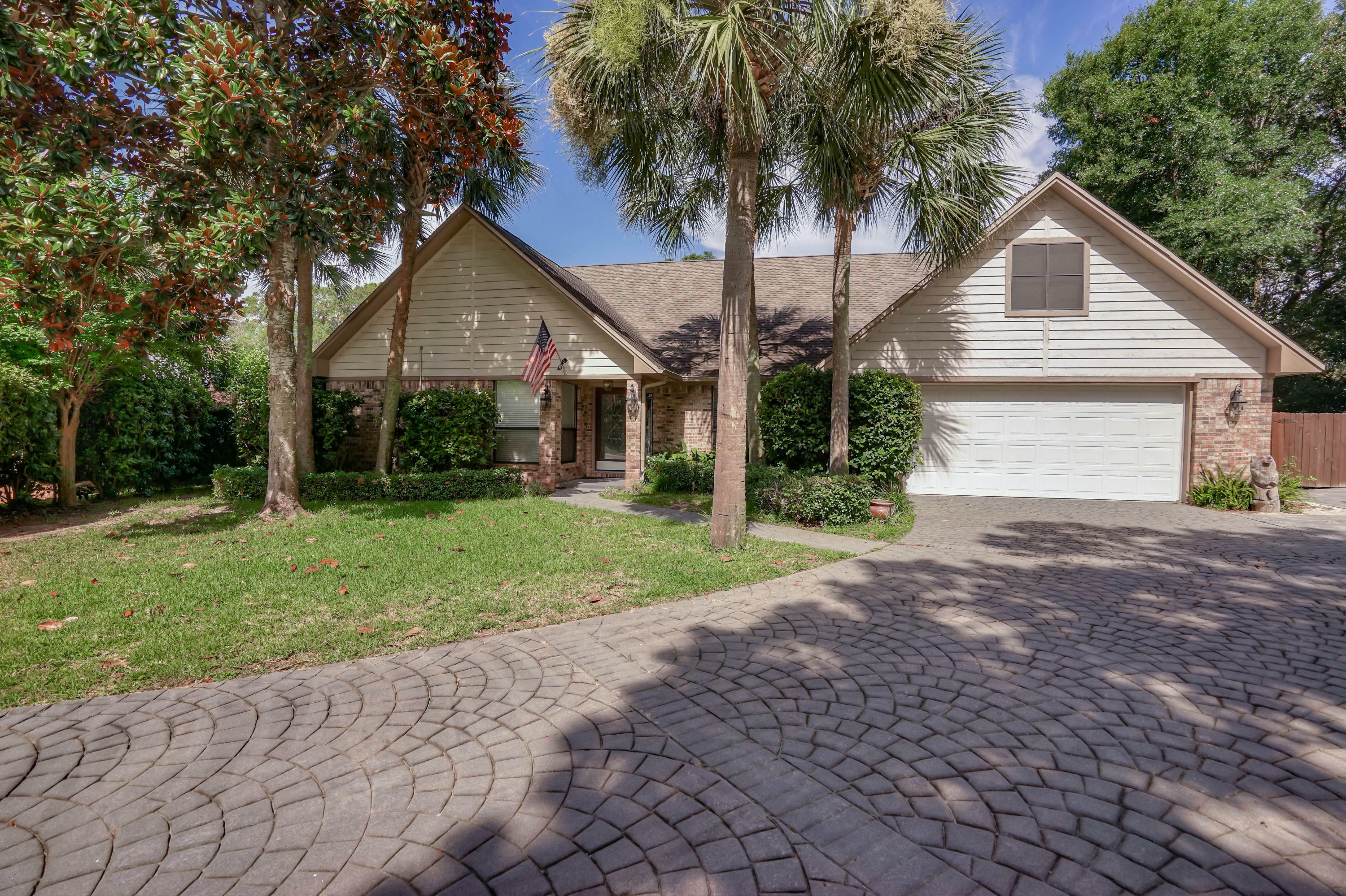 Property Photo:  119 Lake Lorraine Circle  FL 32579 