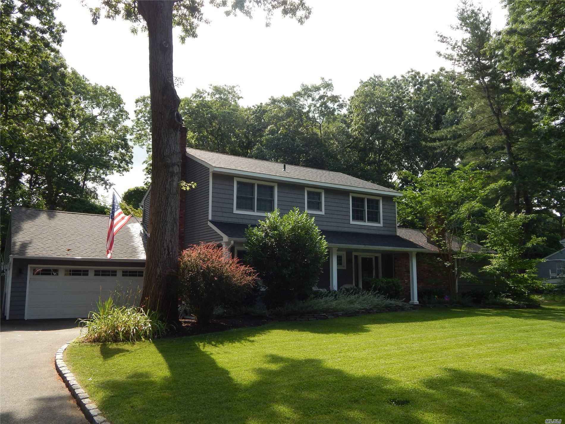 Property Photo:  25 Jomar Road  NY 11786 