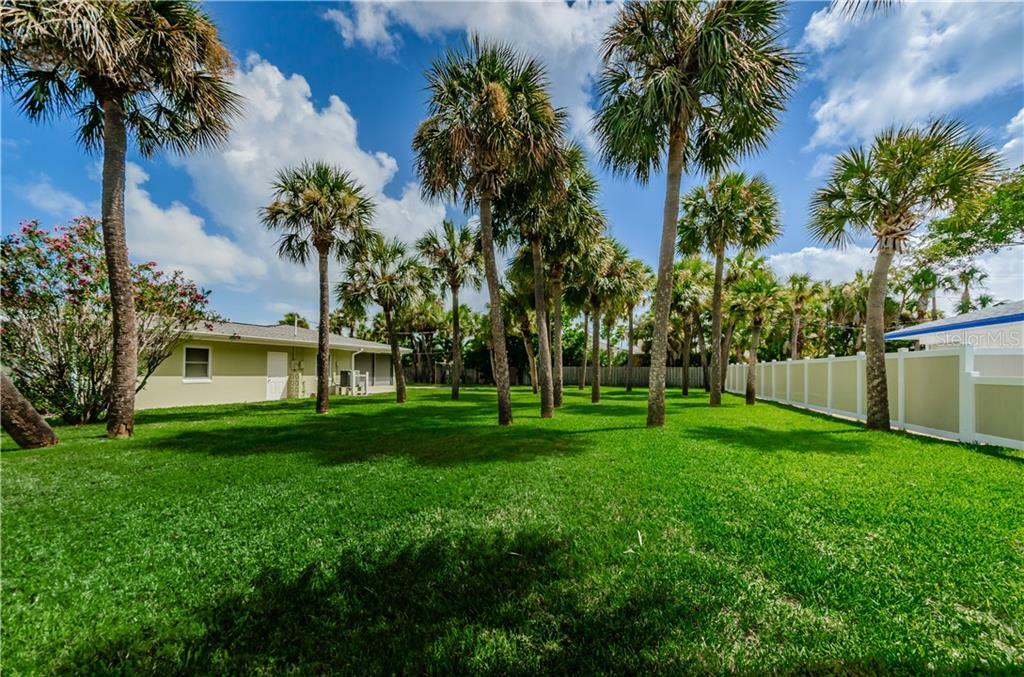 Property Photo: E Debazan Avenue FL 33706